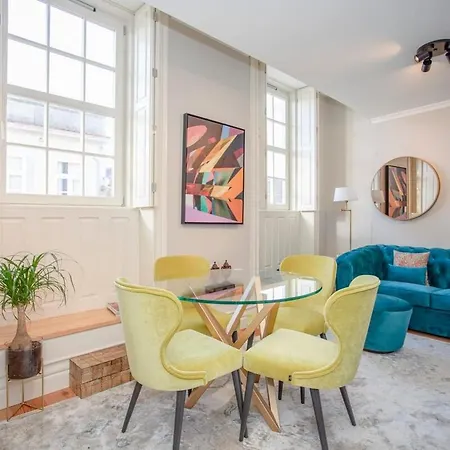 Liiiving In - Cedofeita Charming Apartment *