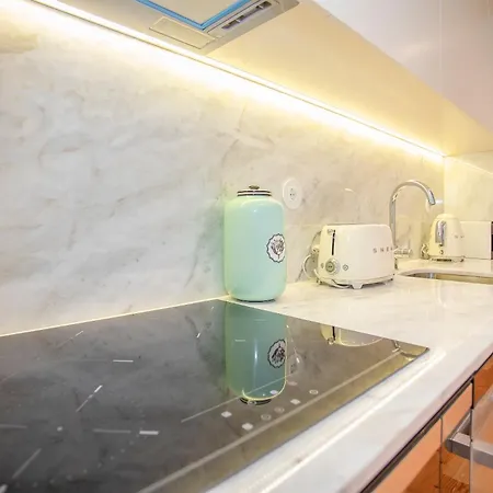 Liiiving In - Cedofeita Charming 포르투