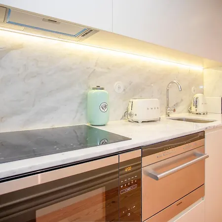 Liiiving In - Cedofeita Charming Appartement *