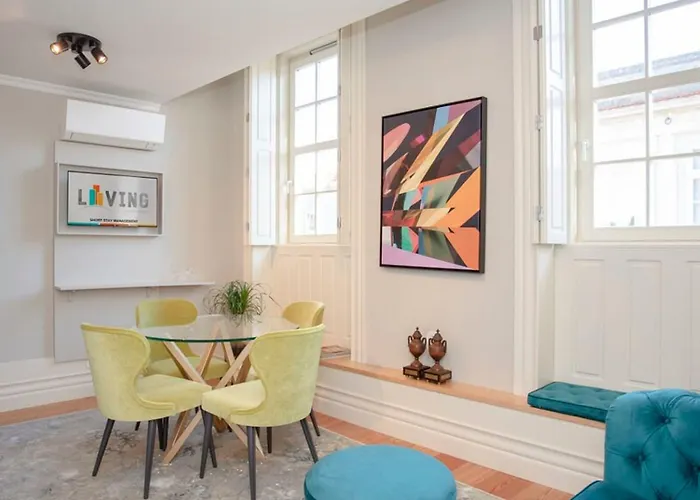 Liiiving In - Cedofeita Charming Apartman *